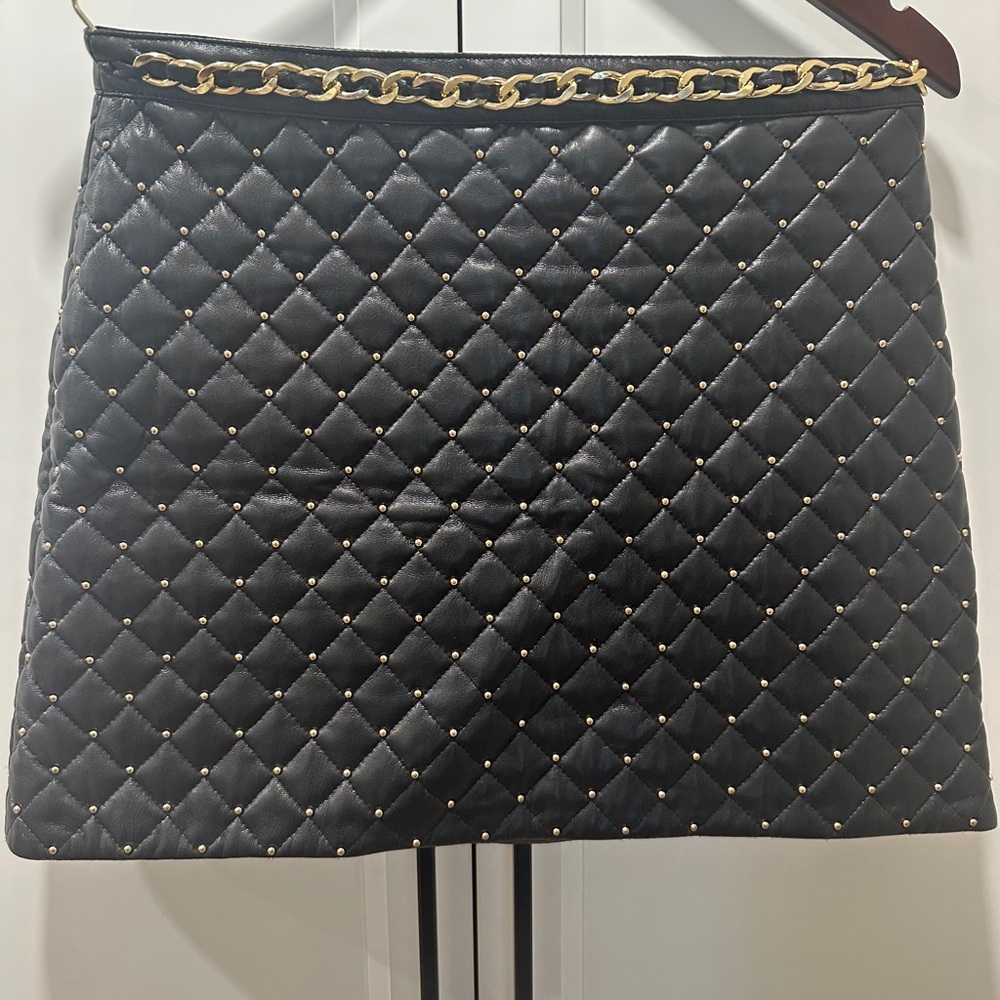 Alice + Olivia Quilted Black Mini Skirt with Gold Chain